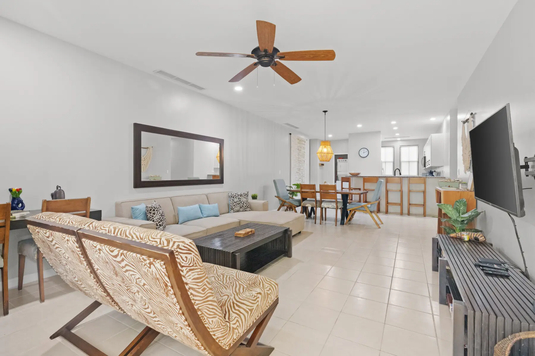 048b6515 f6c5 49d0 baf3 467e76bac4fe.jpg