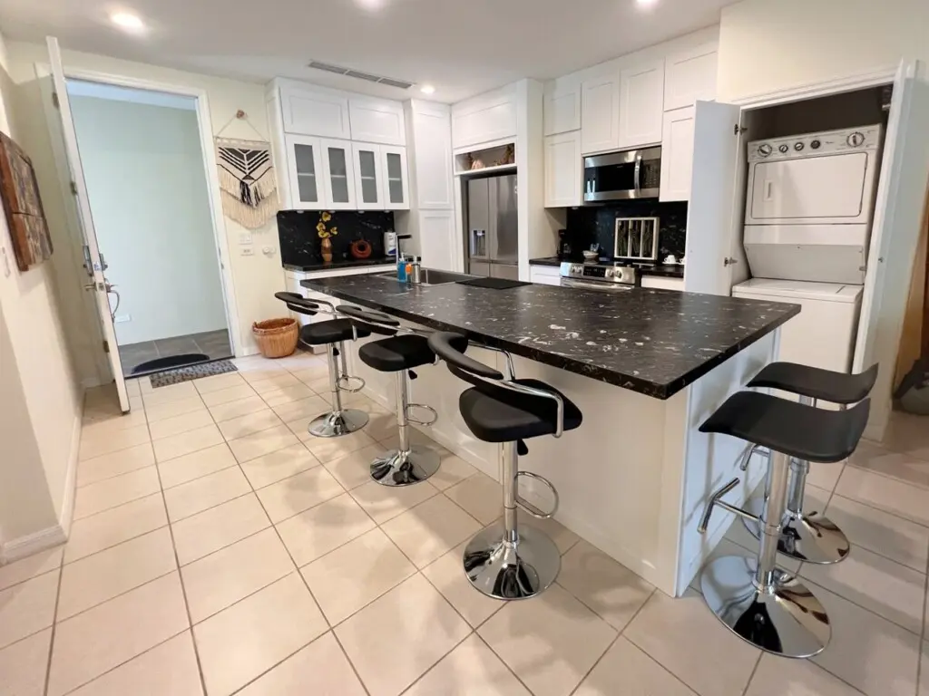 0f8938d8 cab9 4293 9244 01b84d009531.jpg