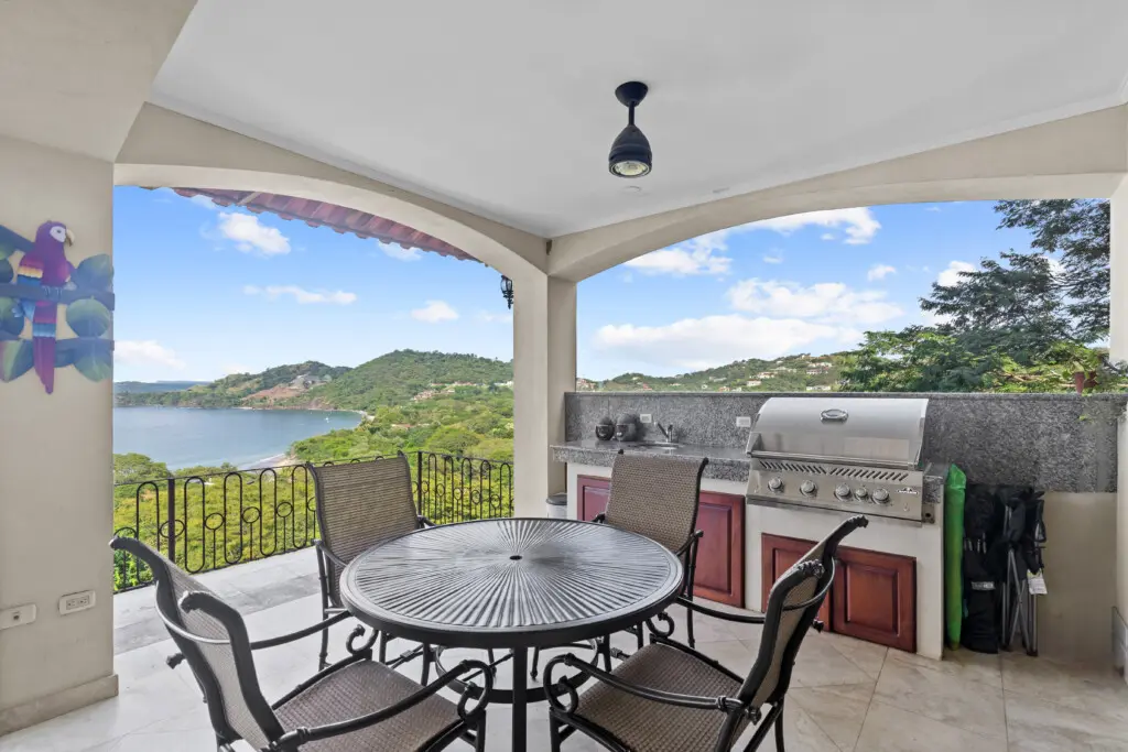 133004c2 3a3b 479b bb23 f02f185c124c.jpg