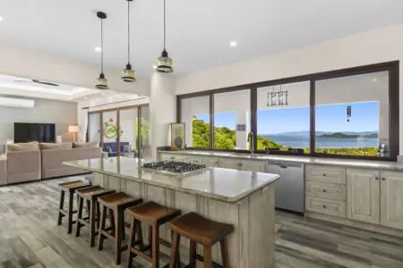 3ac702c9 b942 44c6 98ea 9efaa3efb069.jpg