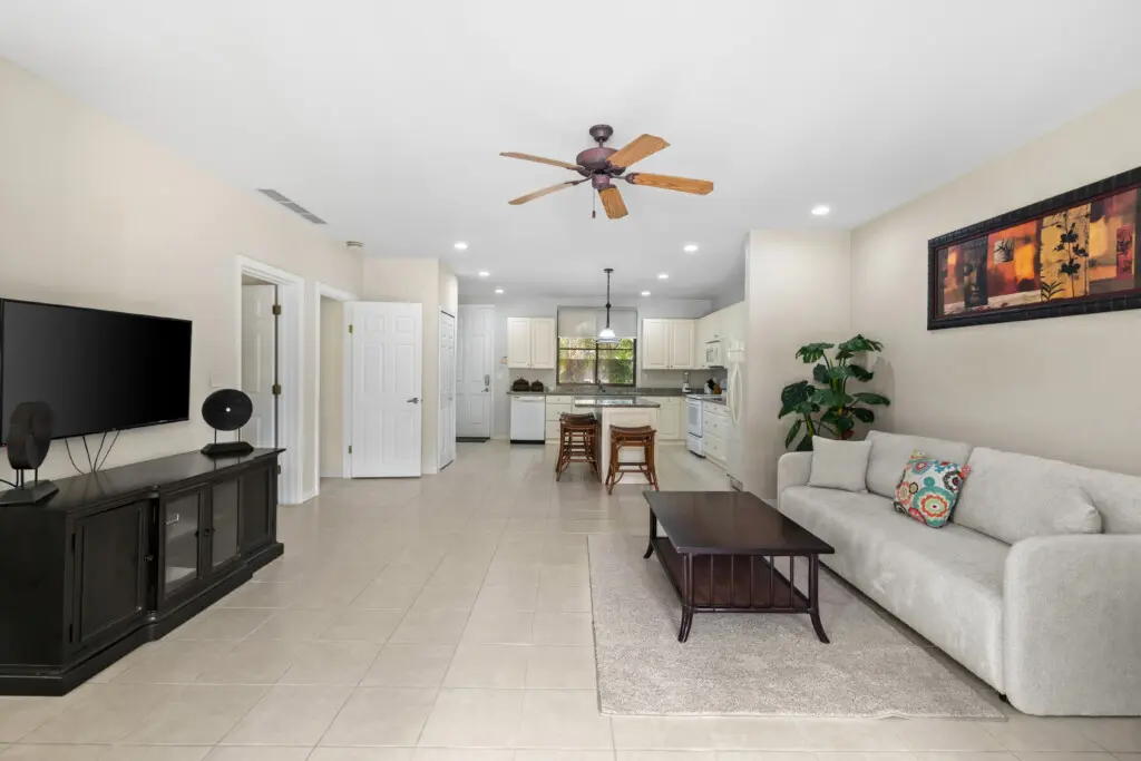 4309a55a 4639 410f 9e73 10177dba957a.jpg