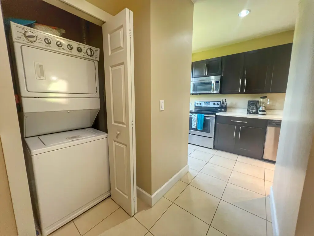 59812295 298e 4bc3 a600 7d5d5e472b83.jpg