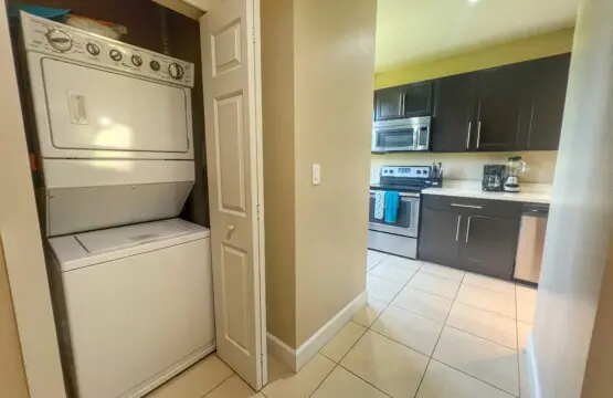 59812295 298e 4bc3 a600 7d5d5e472b83.jpg