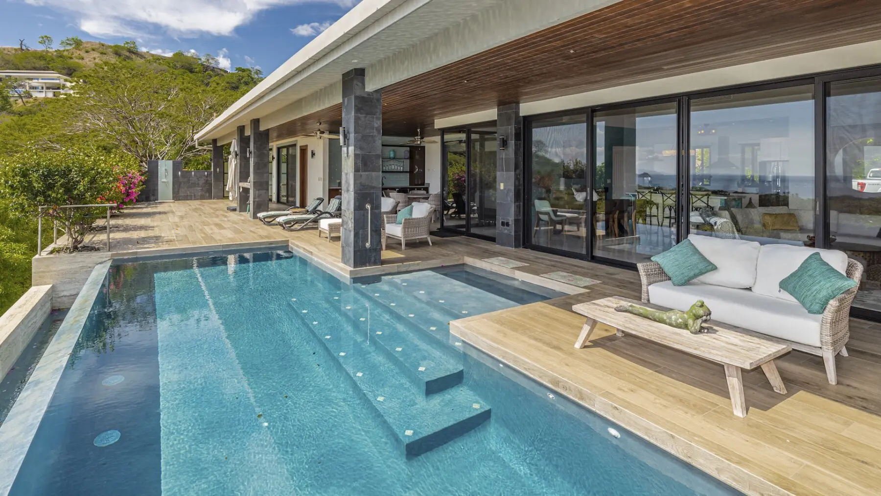 61ccde31 aef5 4d39 b70c caf4a7f1f1bc.jpg