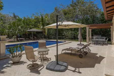 77335399 c188 4f26 bf2c f43a20f02fc8.jpg