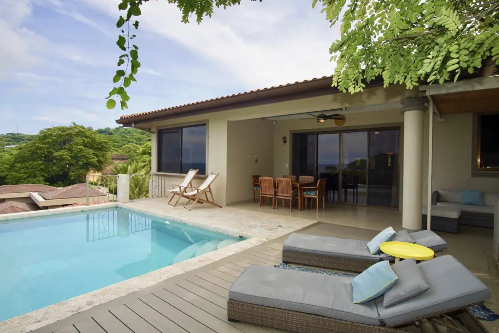 7951a4bb c312 4772 a018 0e543b75fe0f.jpg