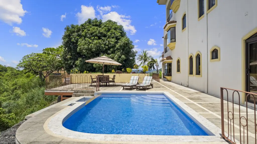 7e12e001 0308 4983 97b4 72348e01042e.jpg