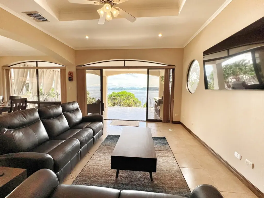 84fe1e80 54c6 4c99 a684 958d30823ba5.jpg