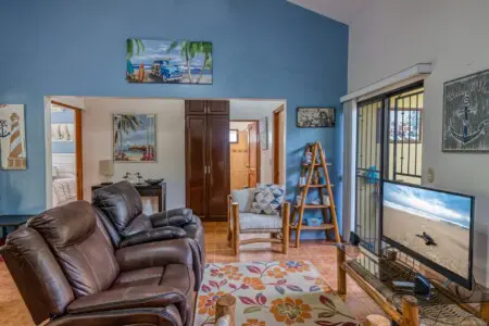 869677d3 2f3a 4fb3 bf8c 345a1e33739d.jpg