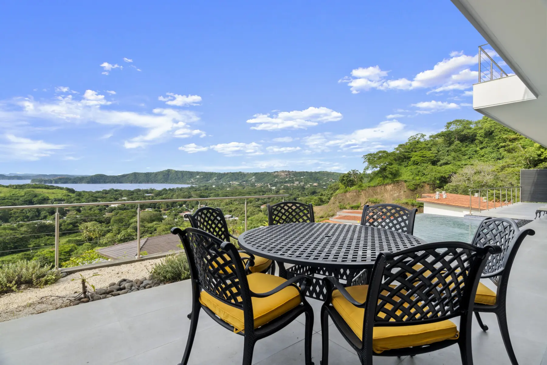 94a94fbe 1816 4276 b42b d21b3bf7f672.jpg