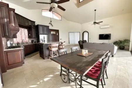 9a914156 4dd7 46af 9834 c84297d9eb1a.jpg