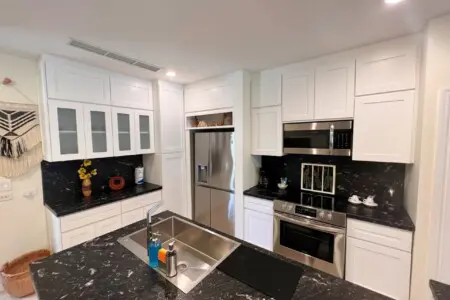 b70937b0 f2e0 445e ae19 c7ca006dc460.jpg