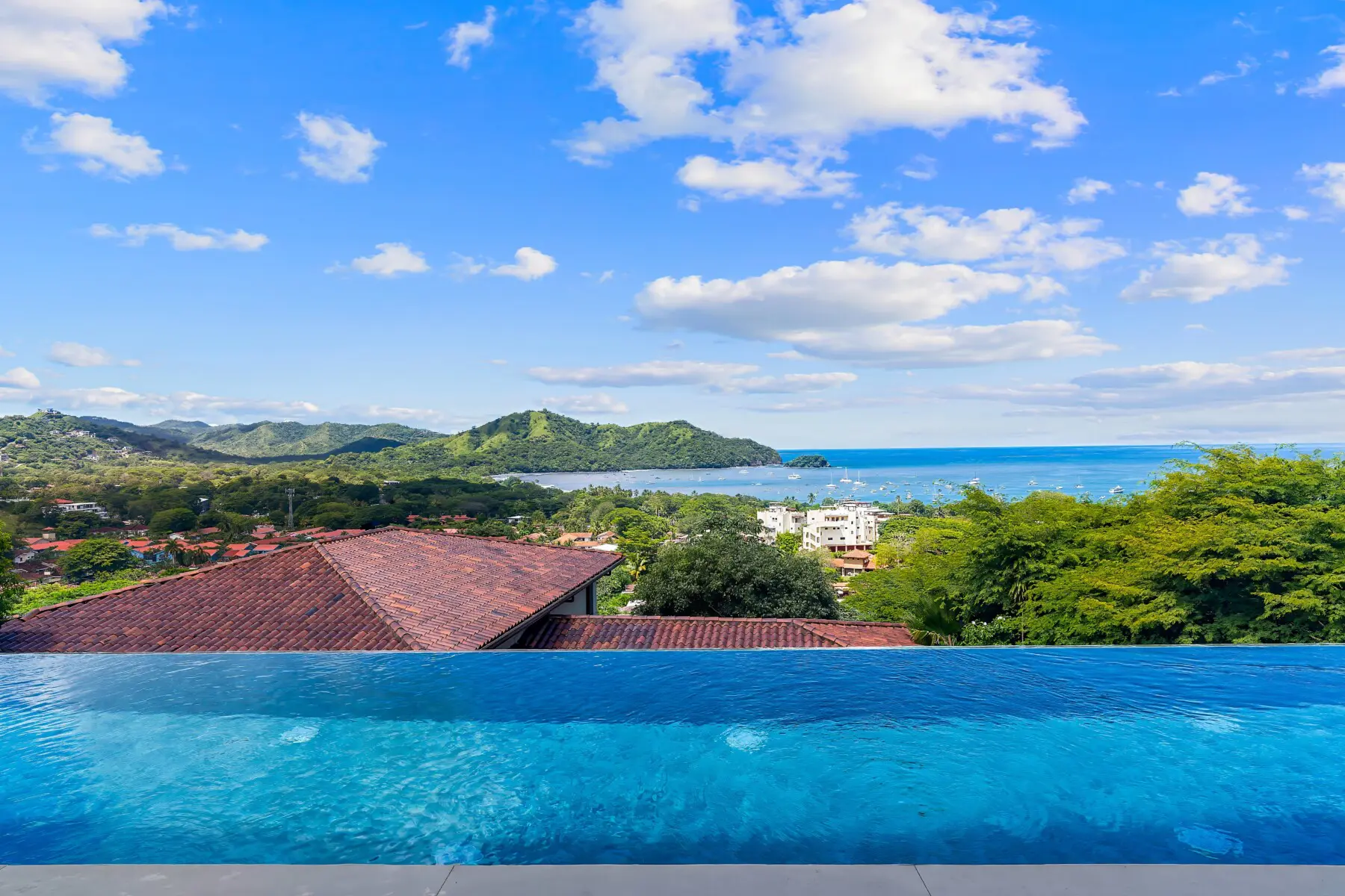 c6c4199b b906 458f bd6a 2507e544d73e.jpg