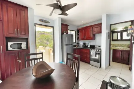 c9f44a90 9dbd 41f5 a46f 817e41773c00.jpg