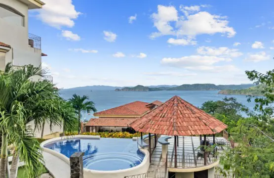 d153949e 21ae 4ede 94be f932249b0abc.jpg