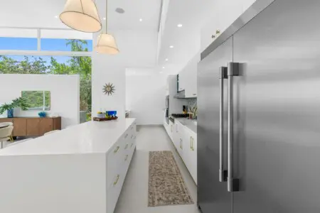 e387966e 2b69 48be 8a2c f88294d51583.jpg