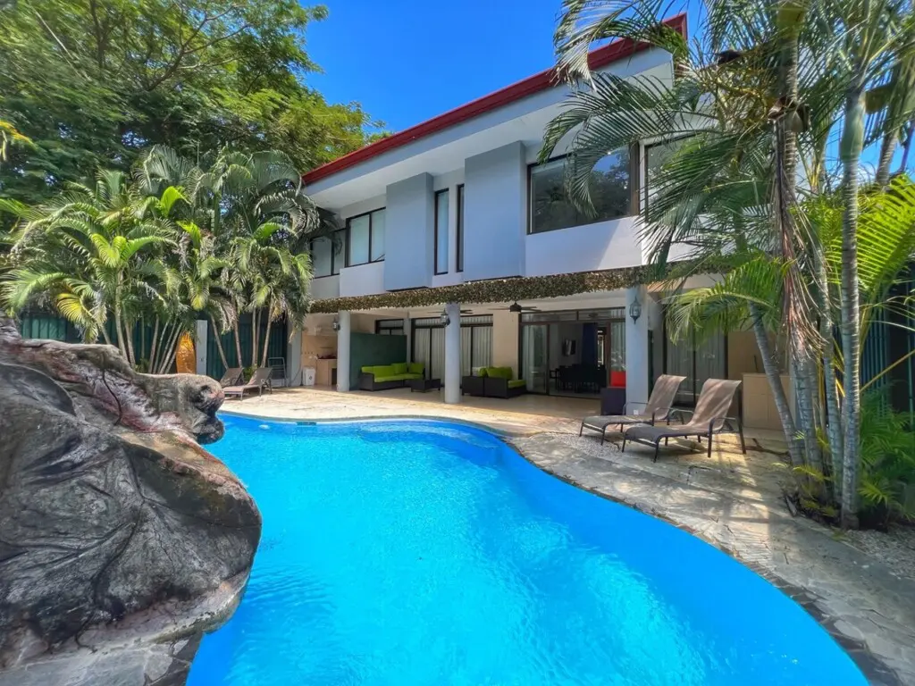 edba66d8 c8fc 460b b826 138636c37923.jpg