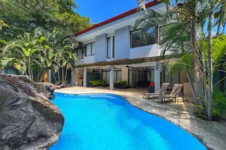 edba66d8 c8fc 460b b826 138636c37923.jpg