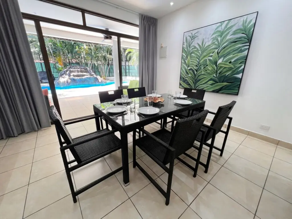 00c8d6f9 add8 4f00 b7e3 61806e4a1860.jpg