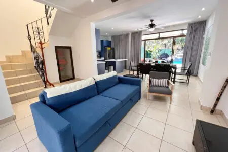 176f328b f1f8 404a a8ff fd76aa53dd61.jpg