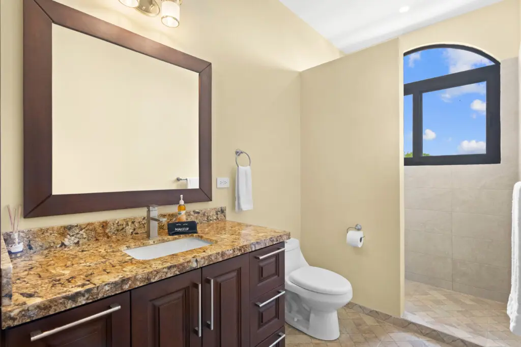 3e128880 787d 4c3a ad80 3cf1ea725b51.jpg