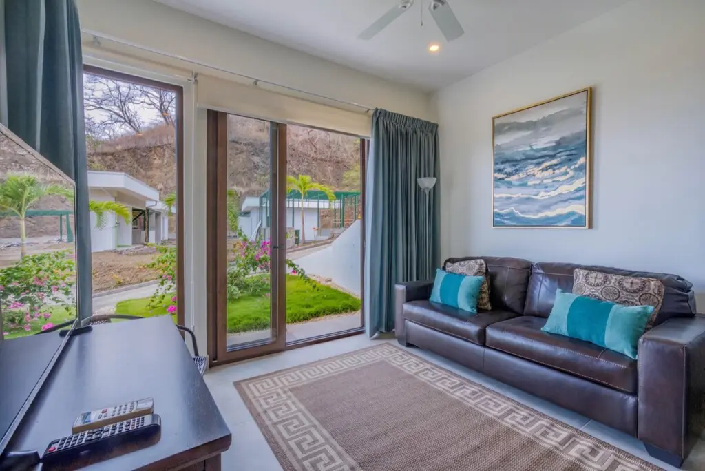 00006032 68cc 4b3a 8c0a 337d7ca4c2f2.jpg