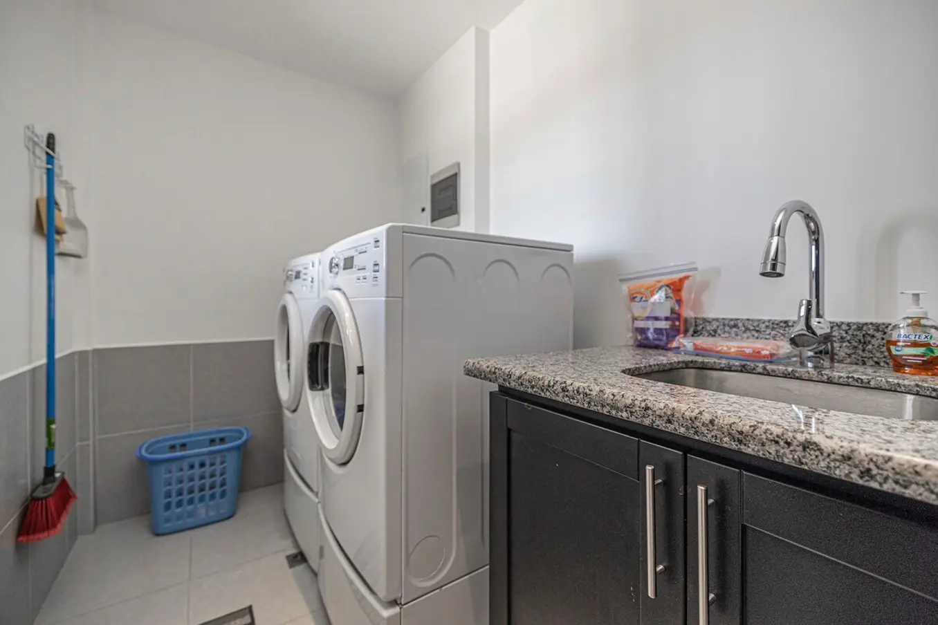 0718e389 0797 44d3 95fe 8f7b2b6be2ce.jpg