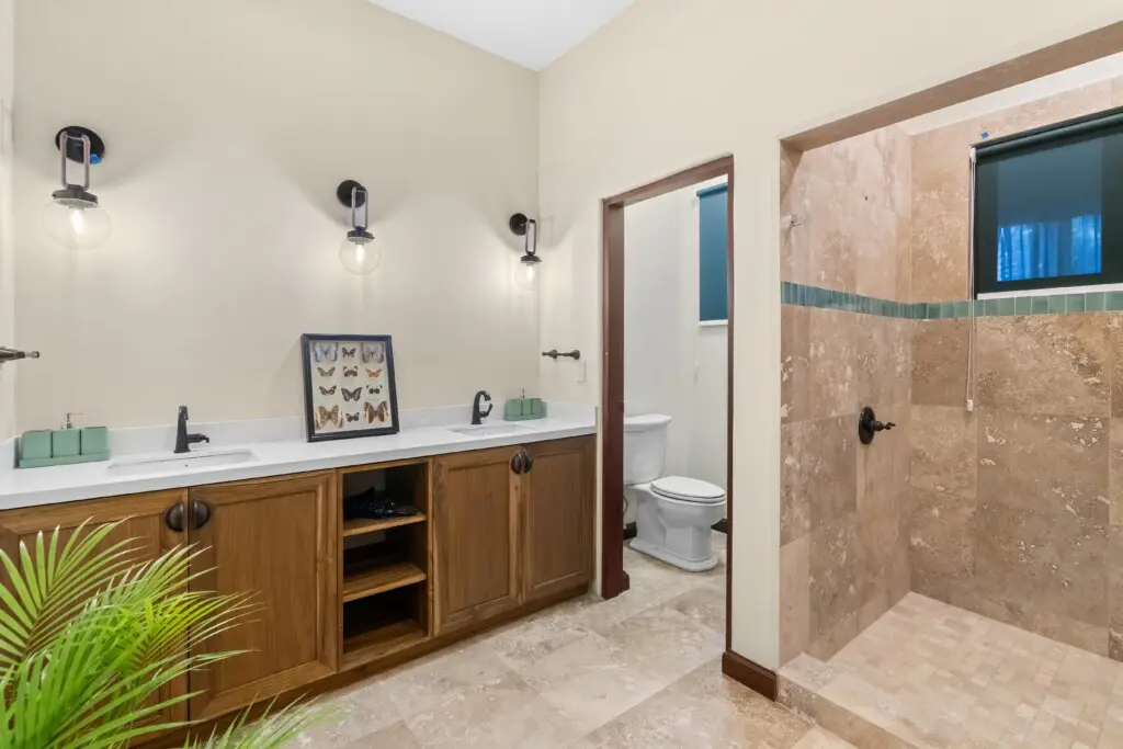 0d5de6e0 591f 428a 95bc 24bb3cf899ad.jpg