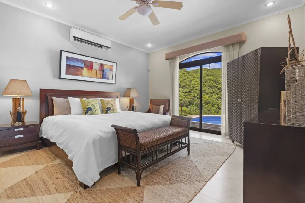 1035833a f5ac 43c7 9465 b61e27d5c17e.jpg