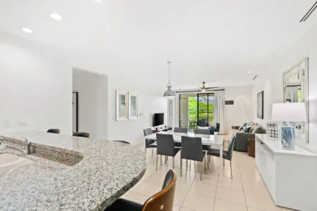 17db1382 c03b 45d9 8089 19db727d8179.jpg