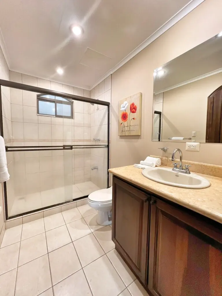 1b1b39df d084 41ad 8f8b ca3a1f8026a7.jpg