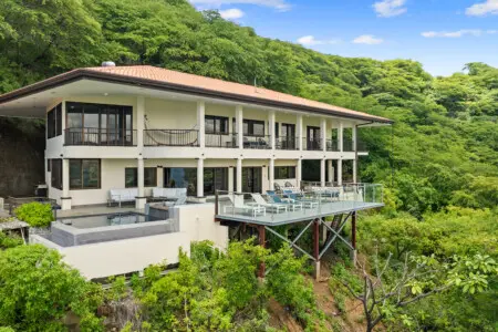 1bf9affc 6c67 4cc0 971f f6b4fedca63c.jpg