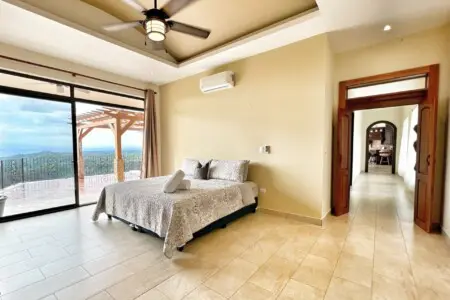 210d28e0 6922 40c2 8bbc 8982e6cbb6d4.jpg