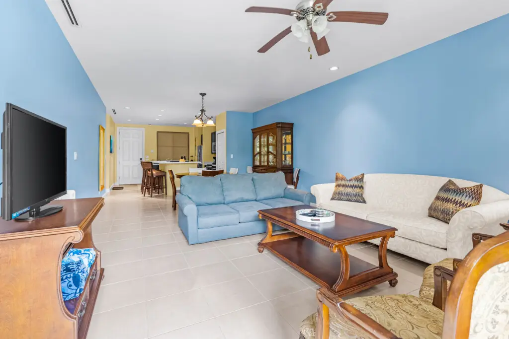 227bf7b7 7ed8 4efd b442 c3d6a2a493c5.jpg