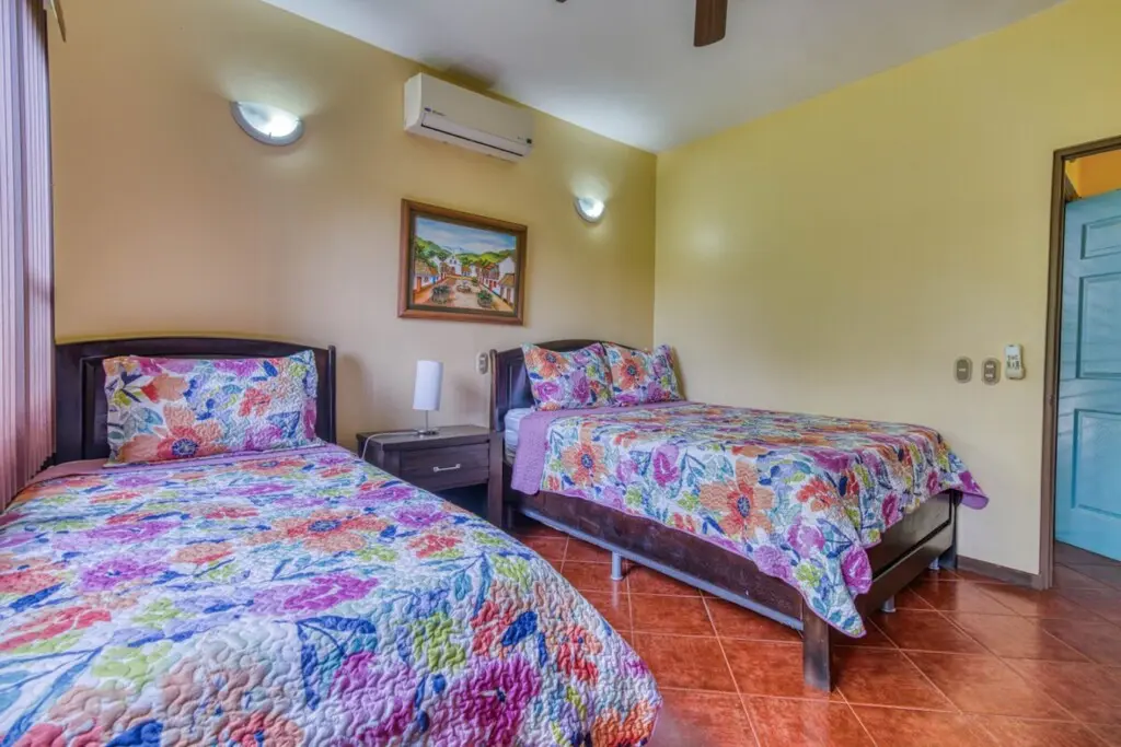 233d0962 dabf 443c b82c 95b1a4bf6d14.jpg