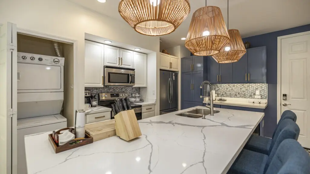 27cfe56a a900 46fc ba3b eeff433ab9c8.jpg