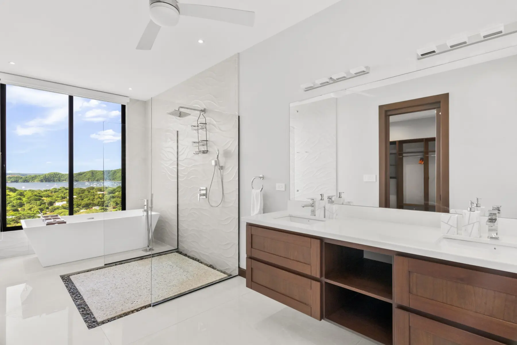 282b2bf2 17f0 40c8 83ae 0f678ba0ff22.jpg