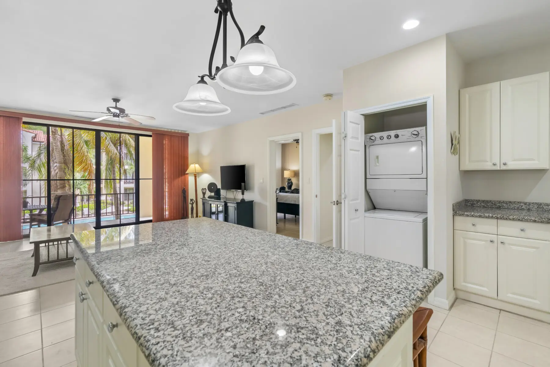 30bc5fe1 78bf 478c 8411 21d5b03febee.jpg