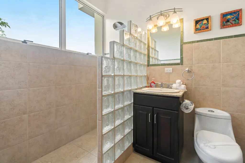 30f65e71 e9e0 4a32 8440 4f87e620d5f3.jpg