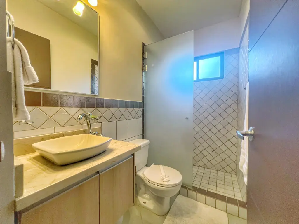 32c71294 6067 4753 95e2 598e13b4f274.jpg