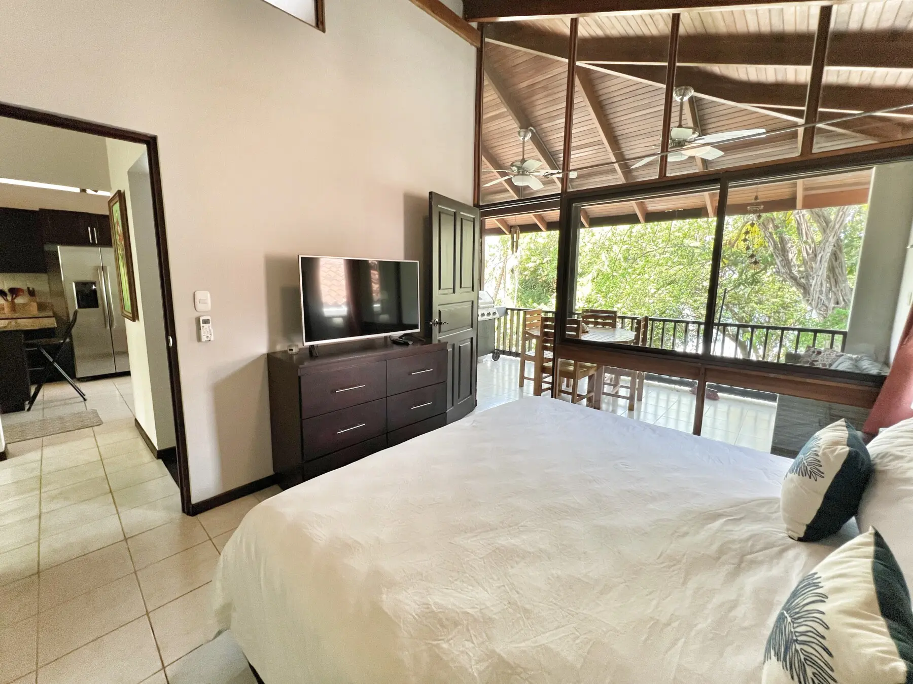 355d3400 05c7 49cd 90aa 95469ad5f4cd.jpg