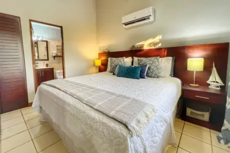 35c6cdbe d06b 4fbc a35c 8351996a9256.jpg