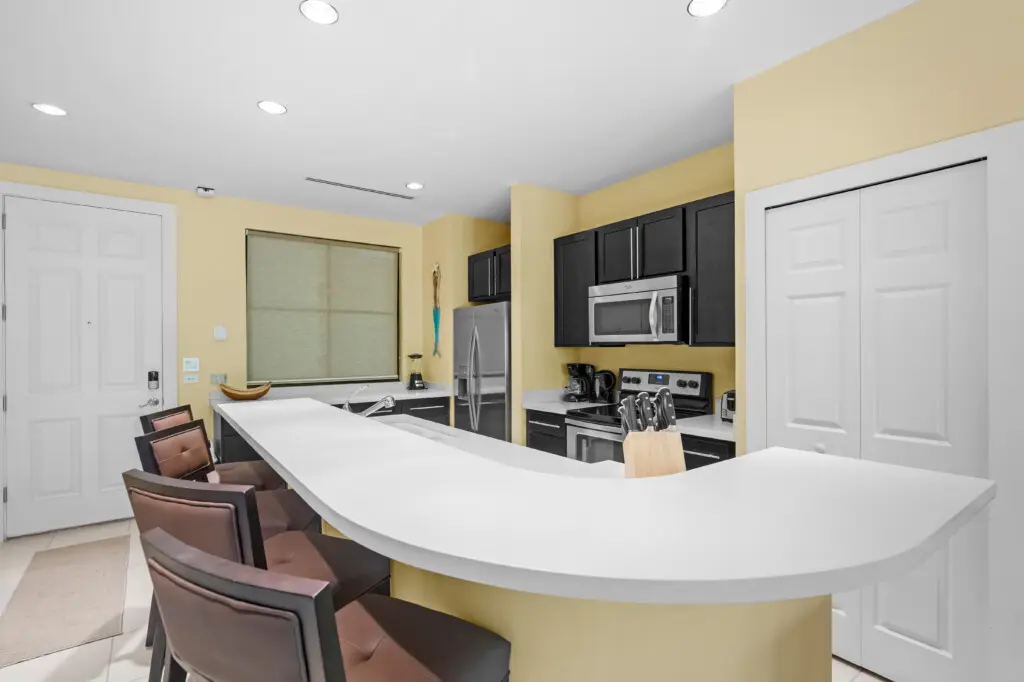 51777282 f001 40e2 994b e3d2bd84c4ac.jpg