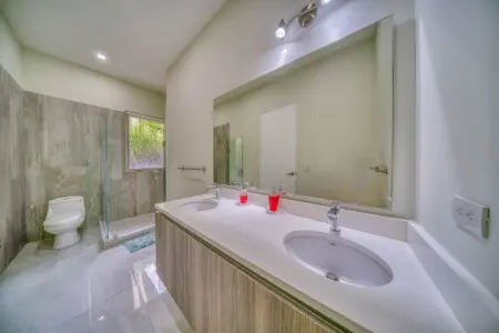 536d0615 b8b9 49a4 9358 0ee82cef154e.jpg