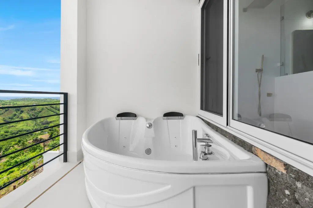 62d31905 3d18 446b a653 93a798c4b8af.jpg