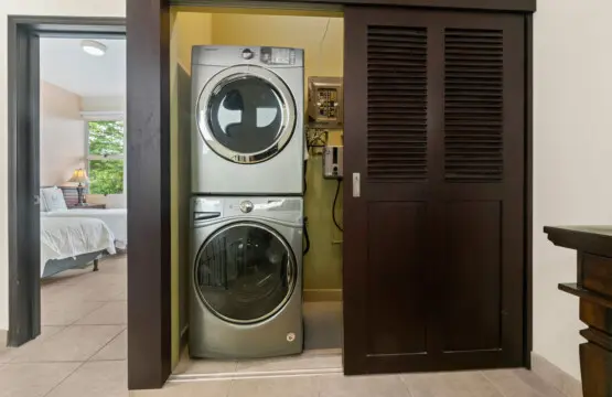 6903f16e f9d5 42c4 9d28 1c77aa758bc0.jpg