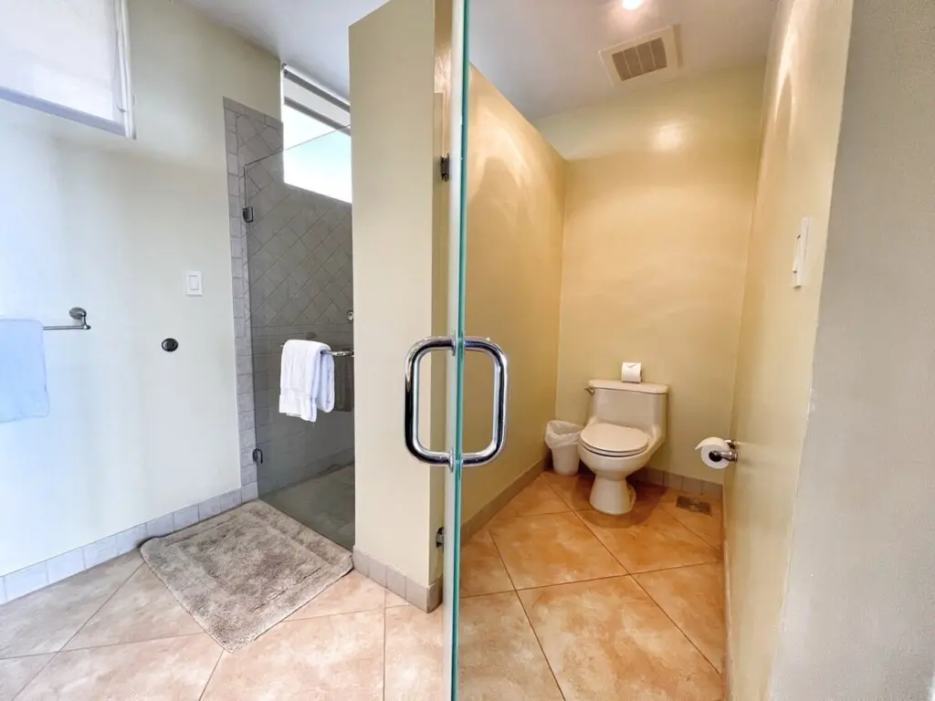 6e9c36ec 7d98 43dc 9a46 5eca2db5f269.jpg