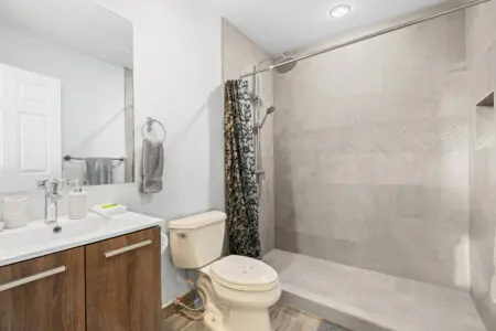 6f1fc5a5 8829 49ce 8f8c 1980e0c76a7f.jpg