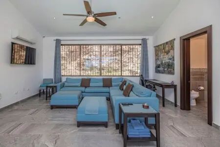 7099862c 0739 4581 b5fd b703ceeb8ded.jpg