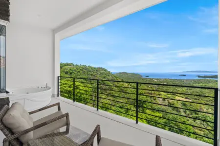 70cae9a1 6e8c 42fc 8a82 cfc1e5c1a784.jpg